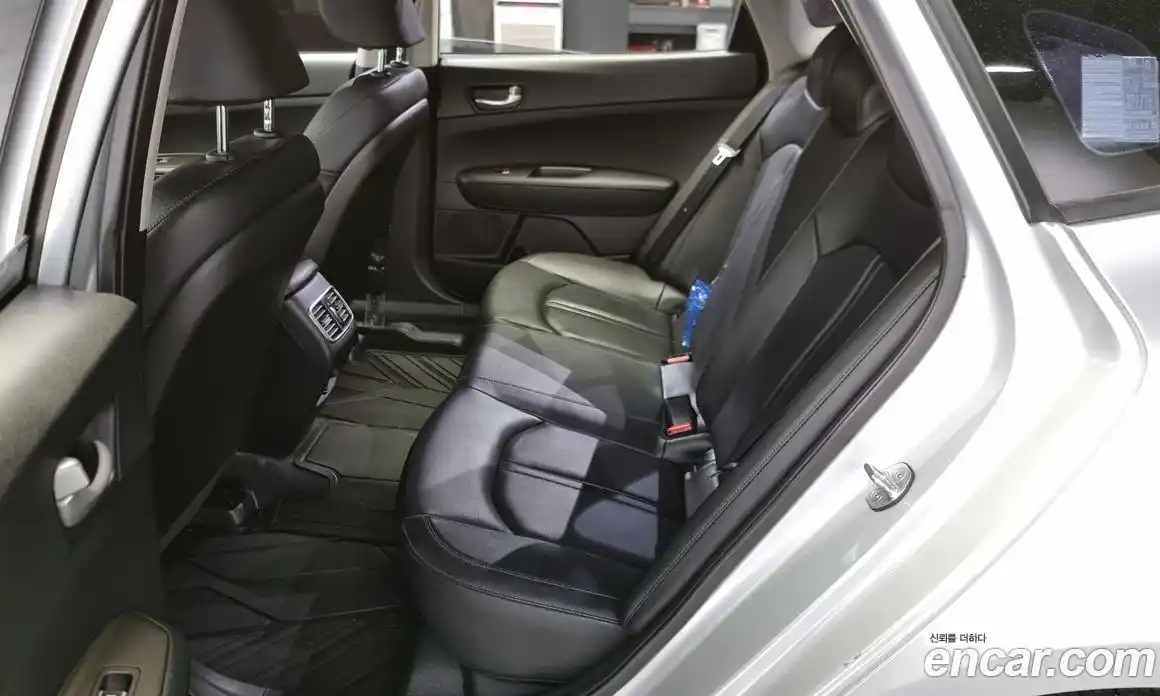 Kia K5 2019 2.0 Автомат в Москве № 18830, фото 17