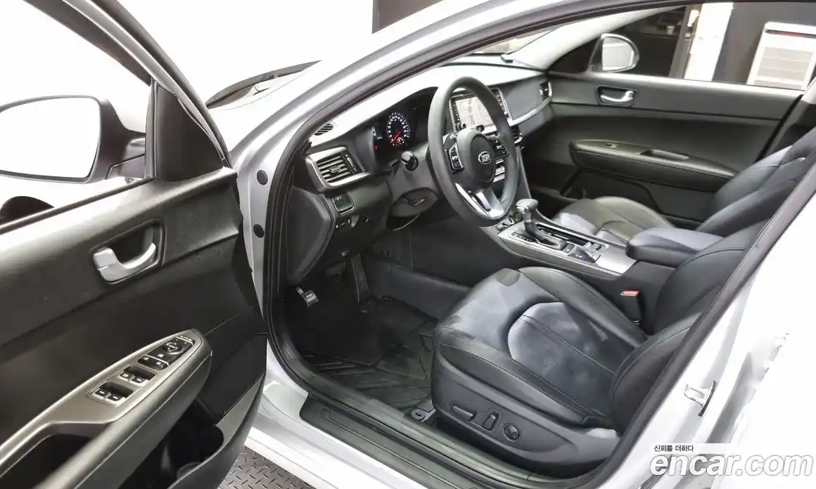 Kia K5 2019 2.0 Автомат в Москве № 18830, фото 6