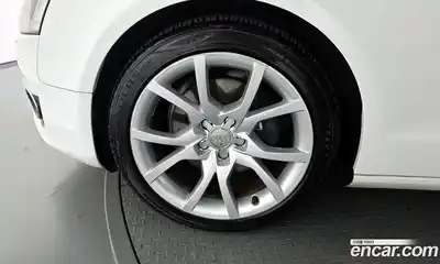 Audi A5 2010 2.0 Автомат в Москве № 193789, миниатюра 5