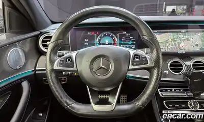 Mercedes-Benz E-Class 2018 2.0 Автомат в Москве № 195068, миниатюра 3