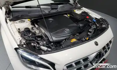 Mercedes-Benz GLA-Class 2019 2.0 Автомат в Москве № 195082, миниатюра 5