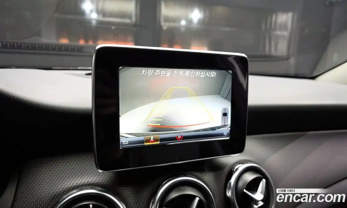 Mercedes-Benz GLA-Class 2019 2.0 Автомат в Москве № 195082, фото 6