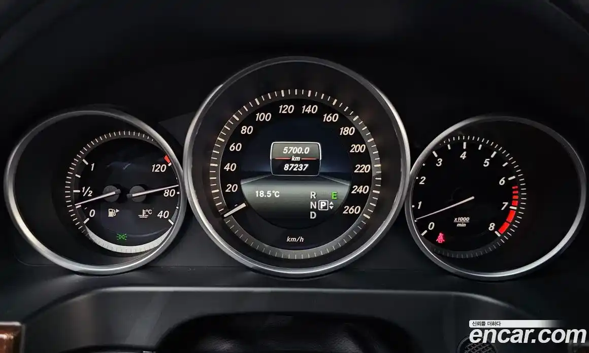 Mercedes-Benz E-Class 2016 3.5 Автомат в Москве № 195302, фото 8