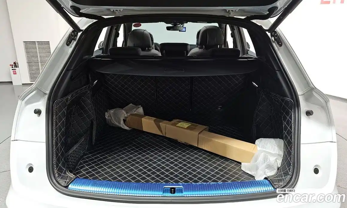 Audi Q5 2023 2.0 Автомат в Москве № 196208, фото 6