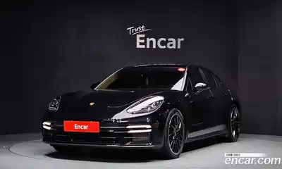 Porsche Panamera, 2023
