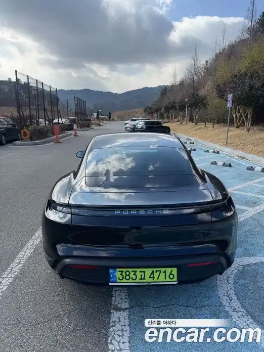 Porsche Taycan 2025 Автомат в Москве № 197199, фото 4