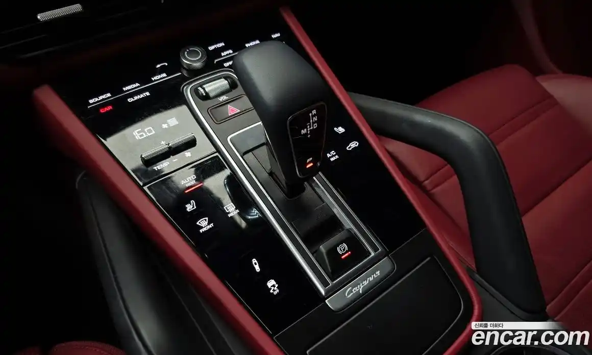 Porsche Cayenne 2023 3.0 Автомат в Москве № 197252, фото 9