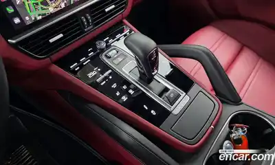 Porsche Cayenne, 2023