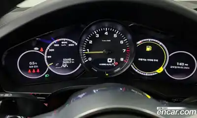 Porsche Cayenne 2023 3.0 Автомат в Москве № 197360, миниатюра 11