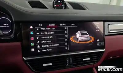 Porsche Cayenne 2023 3.0 Автомат в Москве № 197360, миниатюра 2