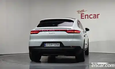 Porsche Cayenne 2023 3.0 Автомат в Москве № 197360, миниатюра 6