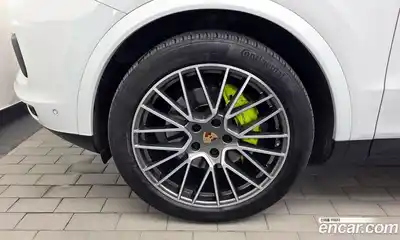 Porsche Cayenne 2023 3.0 Автомат в Москве № 197360, миниатюра 8