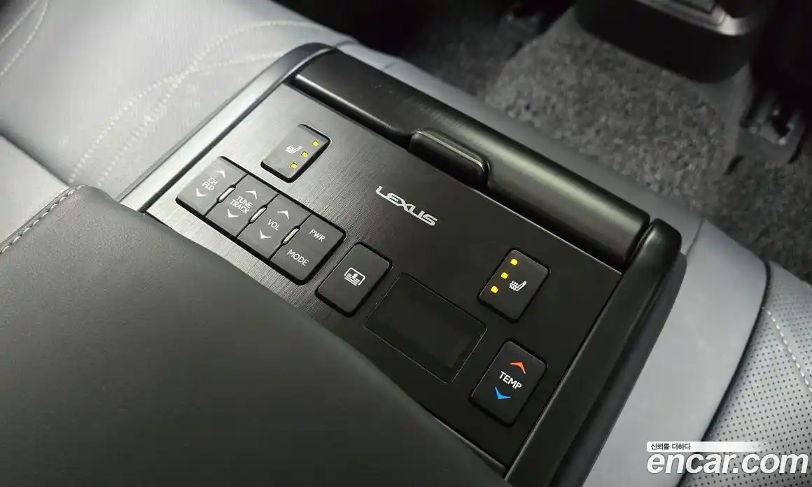 Lexus ES 2022 2.5 Автомат в Москве № 198760, фото 4