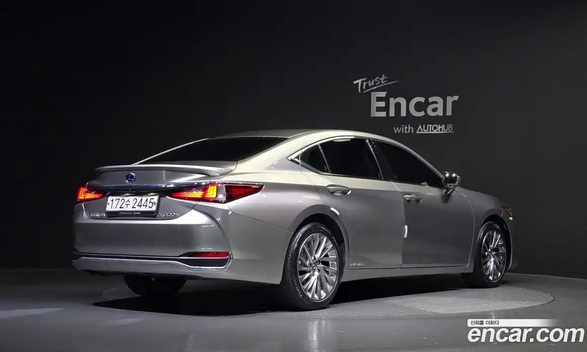 Lexus ES 2022 2.5 Автомат в Москве № 198760, фото 7