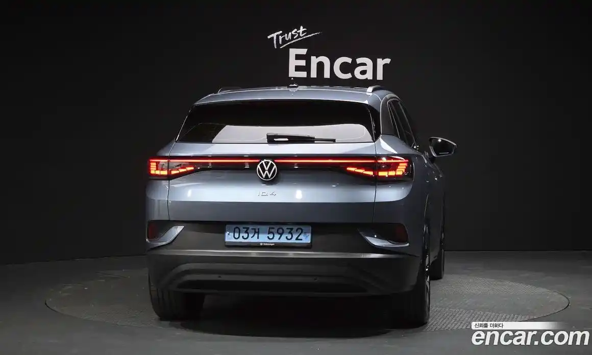 Volkswagen ID.4 2023 0.2 Автомат в Москве № 198932, фото 3