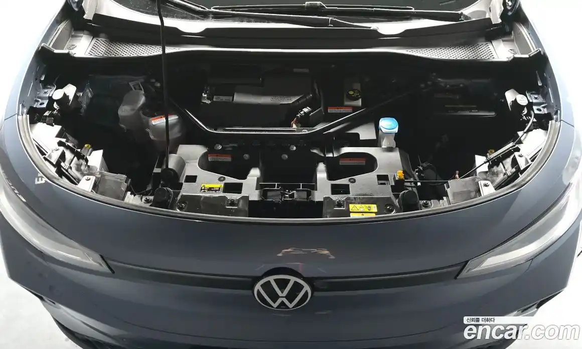 Volkswagen ID.4 2023 0.2 Автомат в Москве № 198932, фото 10