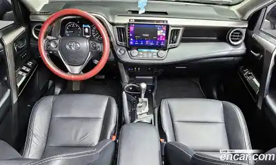Toyota RAV4 2018 2.5 Автомат в Москве № 199661, миниатюра 7