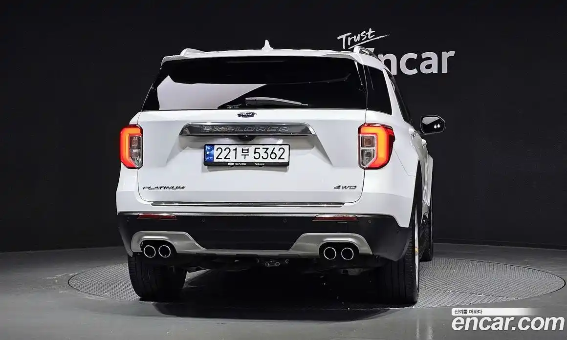 Ford Explorer 2022 3.0 Автомат в Москве № 199786, фото 4