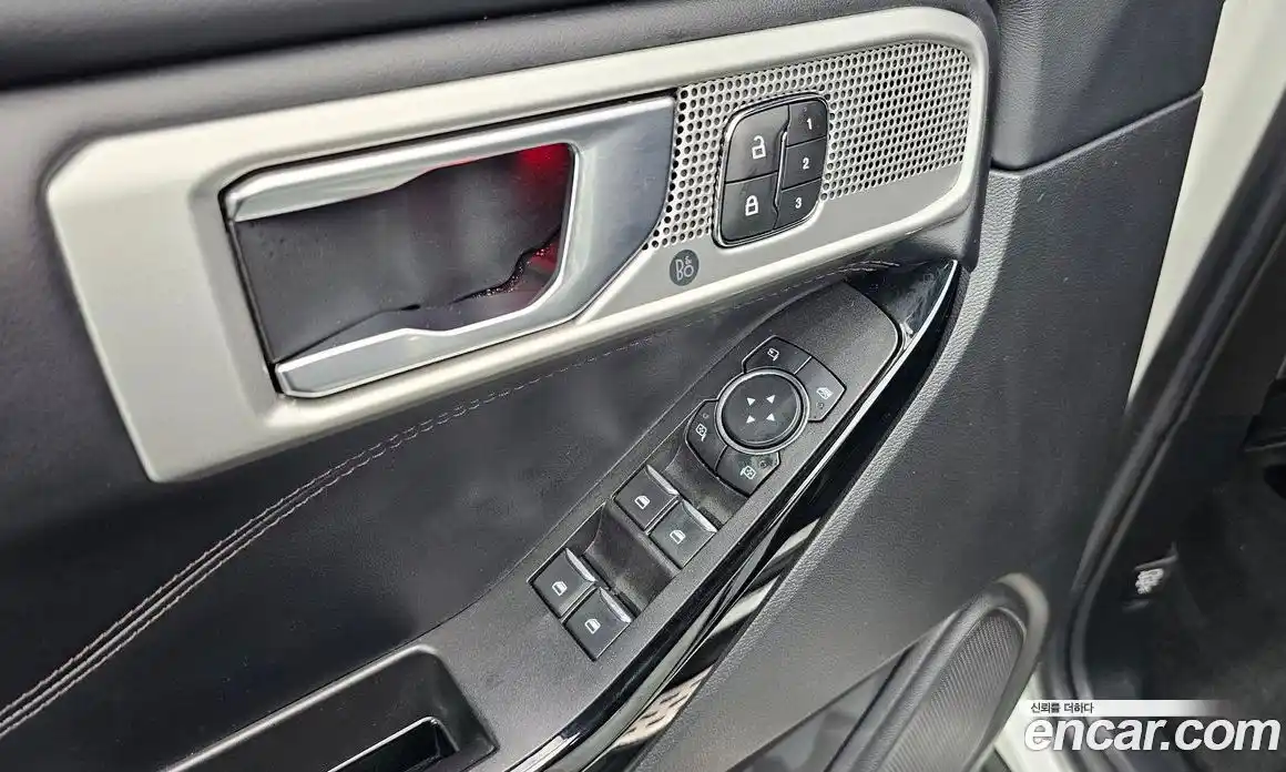 Ford Explorer 2022 3.0 Автомат в Москве № 199786, фото 8