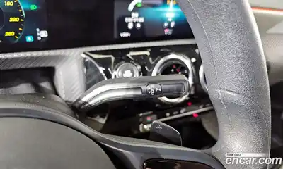 Mercedes-Benz A-Class 2020 2.0 Автомат в Москве № 204490, миниатюра 4