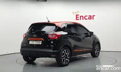 Renault QM3 2015 1.5 Автомат в Москве № 207259, миниатюра 2