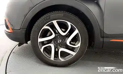 Renault QM3 2015 1.5 Автомат в Москве № 207259, миниатюра 5