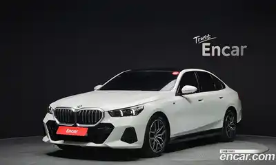 BMW 5-Series 2025 2.0 Автомат в Москве № 210310, миниатюра 2