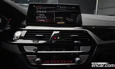 BMW 5-Series 2020 2.0 Автомат в Москве № 211099, миниатюра 4