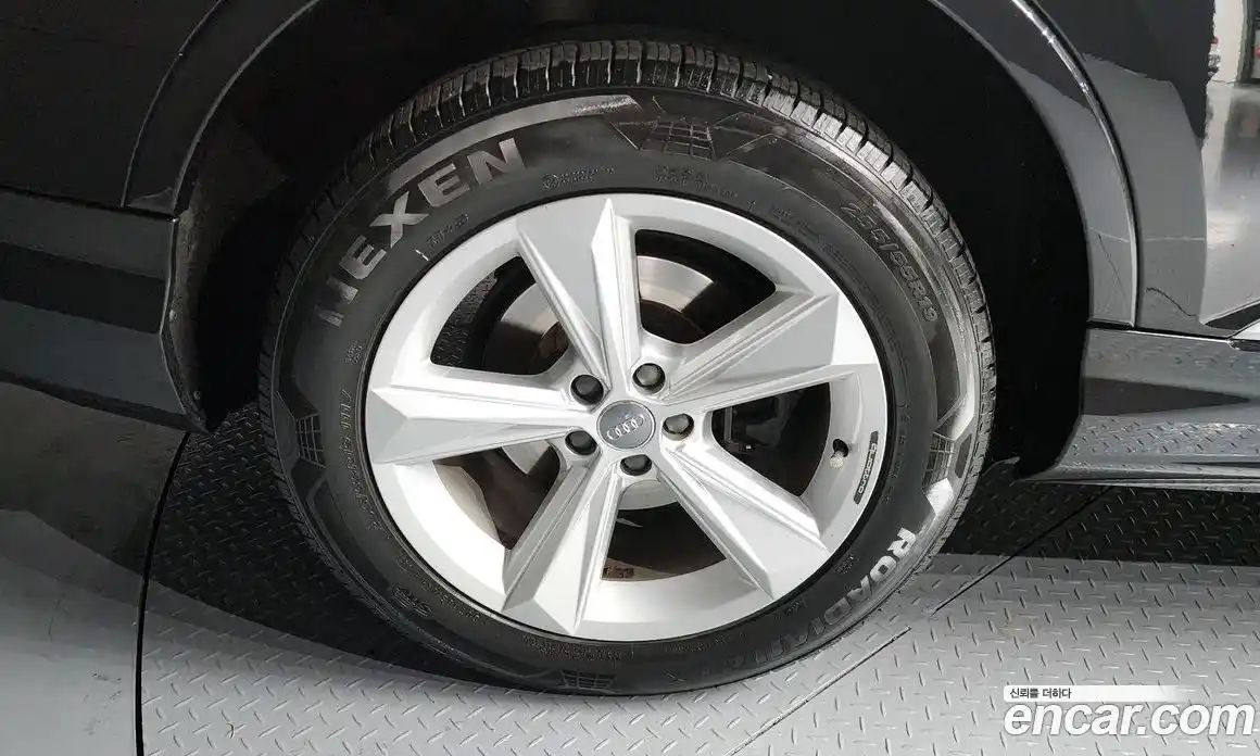 Audi Q7 2021 3.0 Автомат в Москве № 212593, фото 4