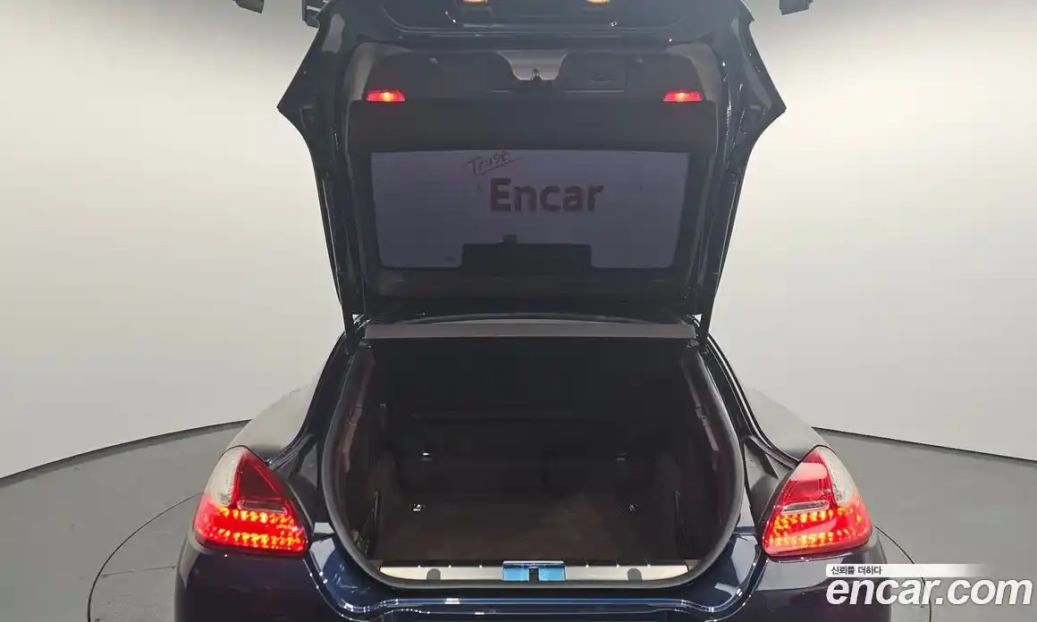 Porsche Panamera 2012 3.6 Автомат в Москве № 213275, фото 18