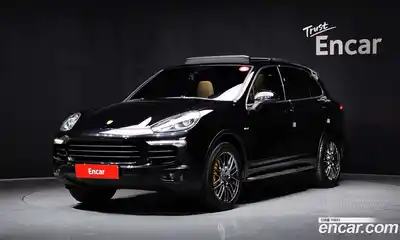 Porsche Cayenne, 2015