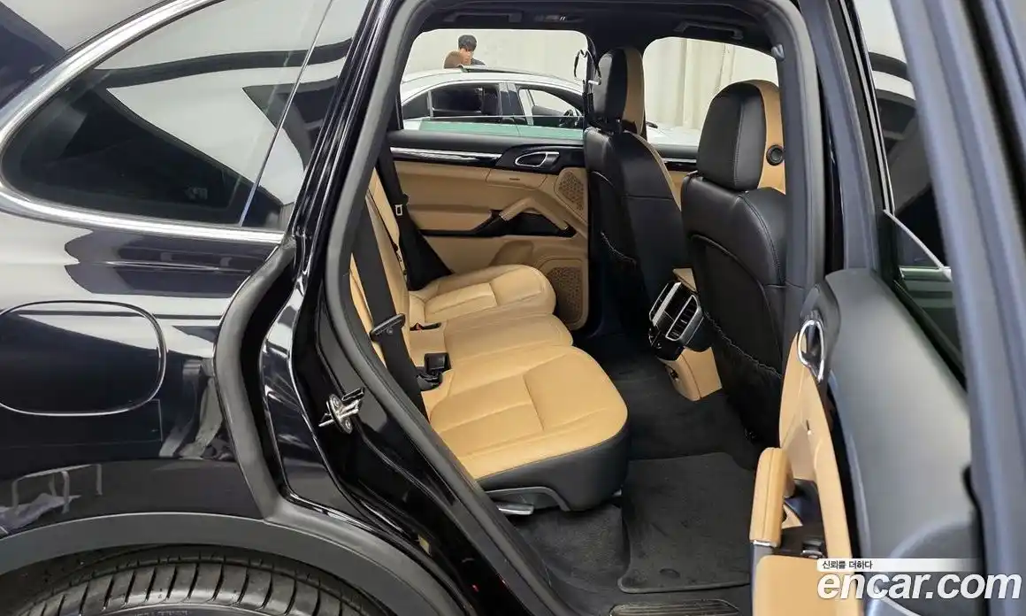 Porsche Cayenne 2015 3.0 Автомат в Москве № 213297, фото 11