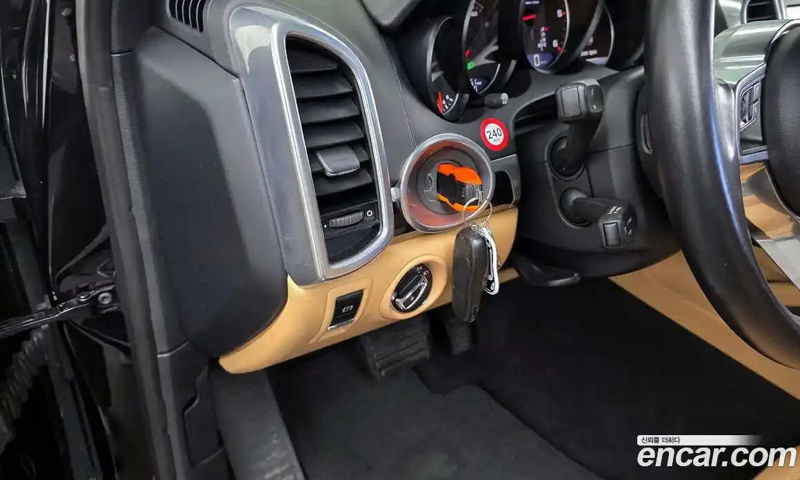 Porsche Cayenne 2015 3.0 Автомат в Москве № 213297, фото 15