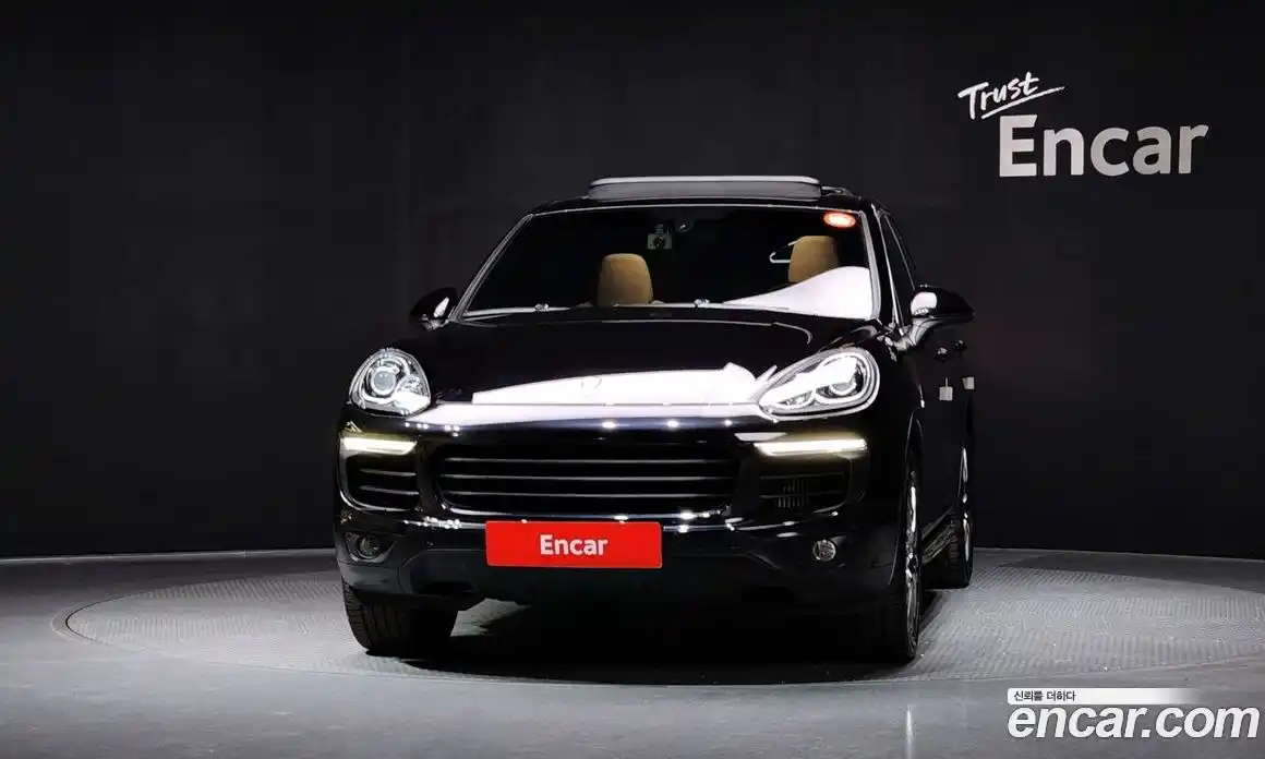 Porsche Cayenne 2015 3.0 Автомат в Москве № 213297, фото 3