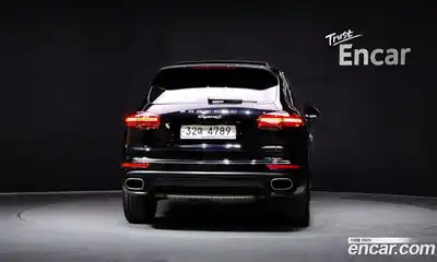 Porsche Cayenne 2015 3.0 Автомат в Москве № 213297, миниатюра 4