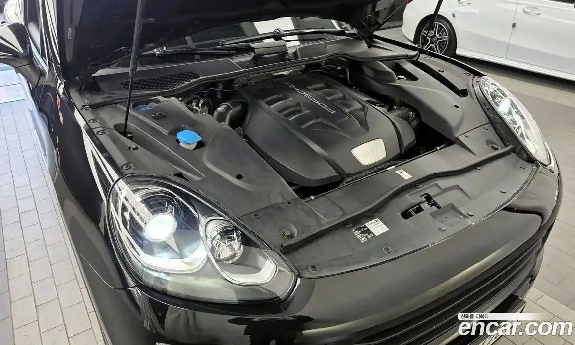 Porsche Cayenne 2015 3.0 Автомат в Москве № 213297, фото 6