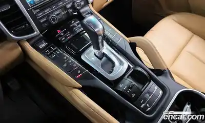 Porsche Cayenne 2015 3.0 Автомат в Москве № 213297, миниатюра 9