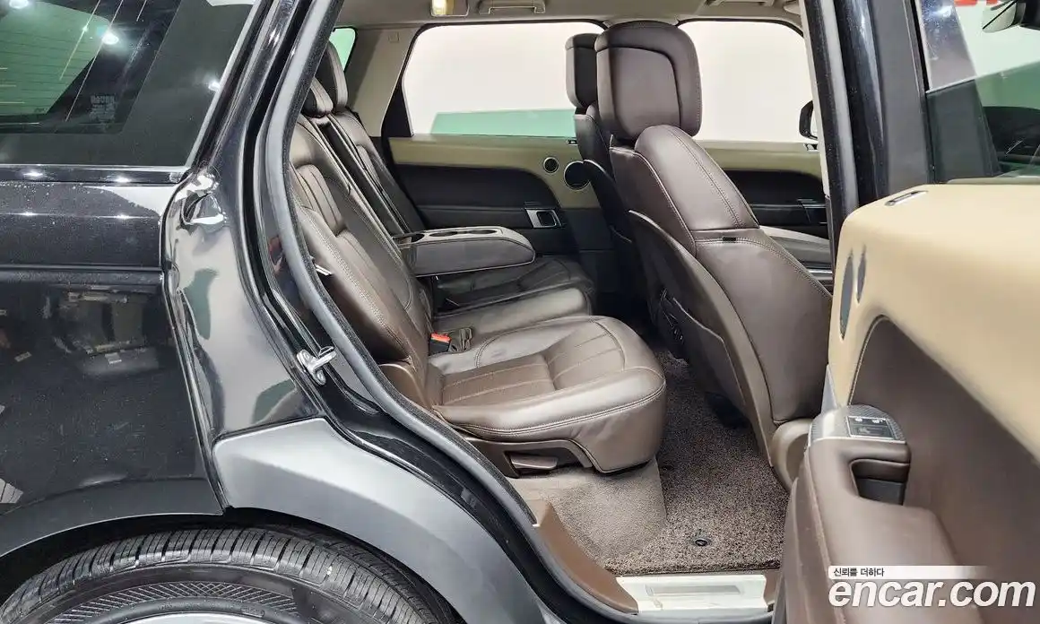 Land Rover Range-Rover Sport 2019 3.0 Автомат в Москве № 213578, фото 9