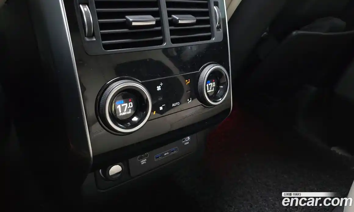 Land Rover Range-Rover Sport 2018 3.0 Автомат в Москве № 213640, фото 7