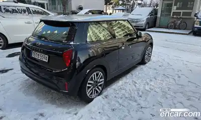 Mini Cooper 2025 2.0 Автомат в Москве № 214411, миниатюра 2
