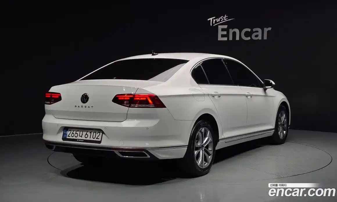 Volkswagen Passat 2022 2.0 Автомат в Москве № 214927, фото 6