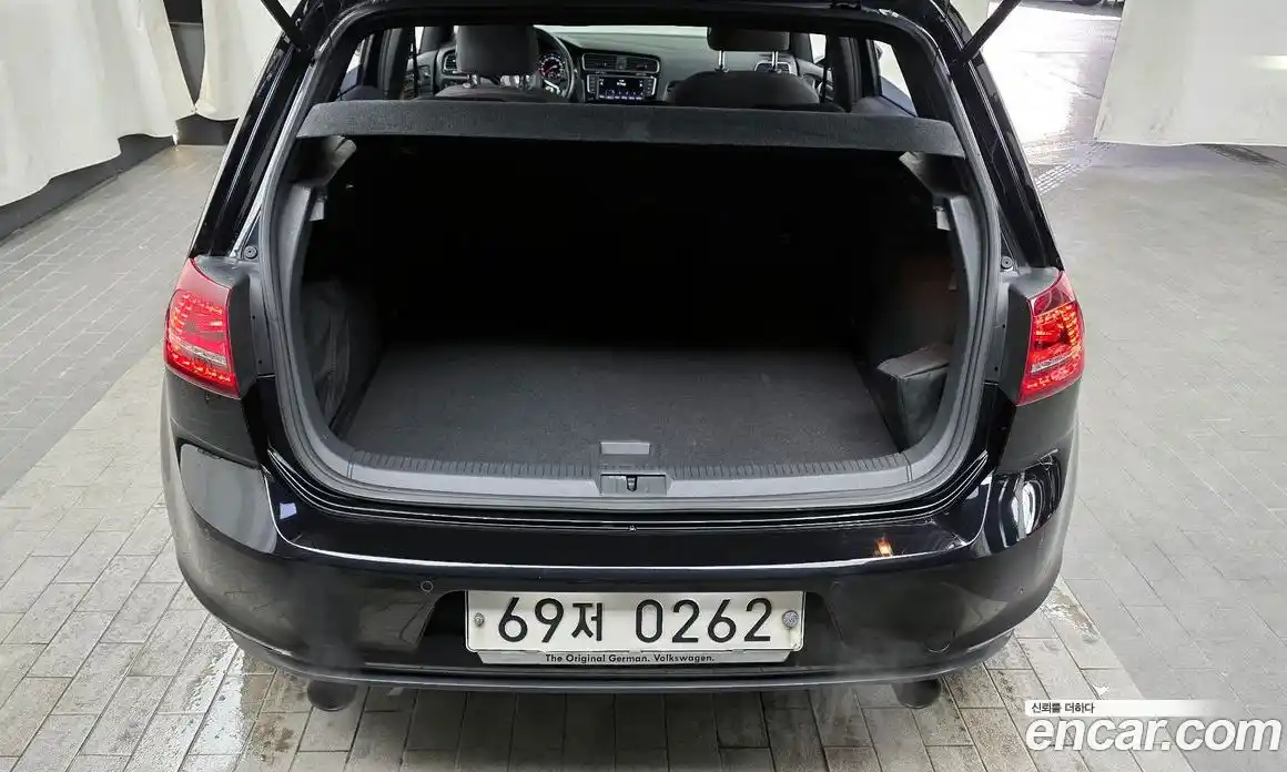 Volkswagen Golf 2016 2.0 Автомат в Москве № 215339, фото 15