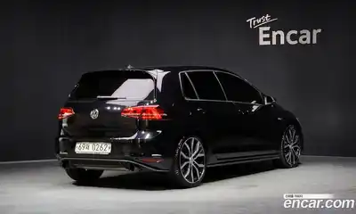 Volkswagen Golf 2016 2.0 Автомат в Москве № 215339, миниатюра 2