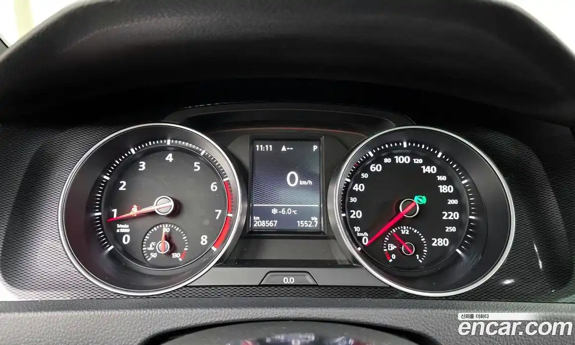 Volkswagen Golf 2016 2.0 Автомат в Москве № 215339, фото 10