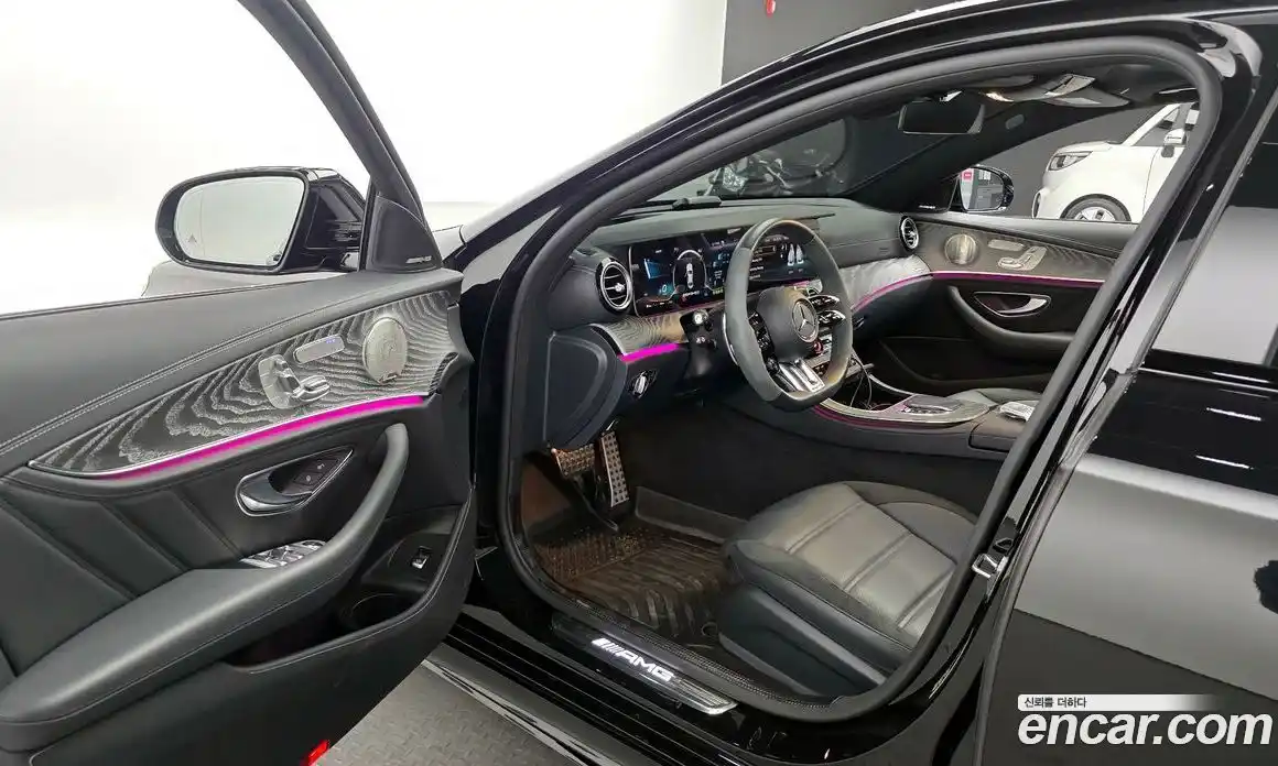 Mercedes-Benz E-Class 2023 3.0 Автомат в Москве № 219157, фото 20