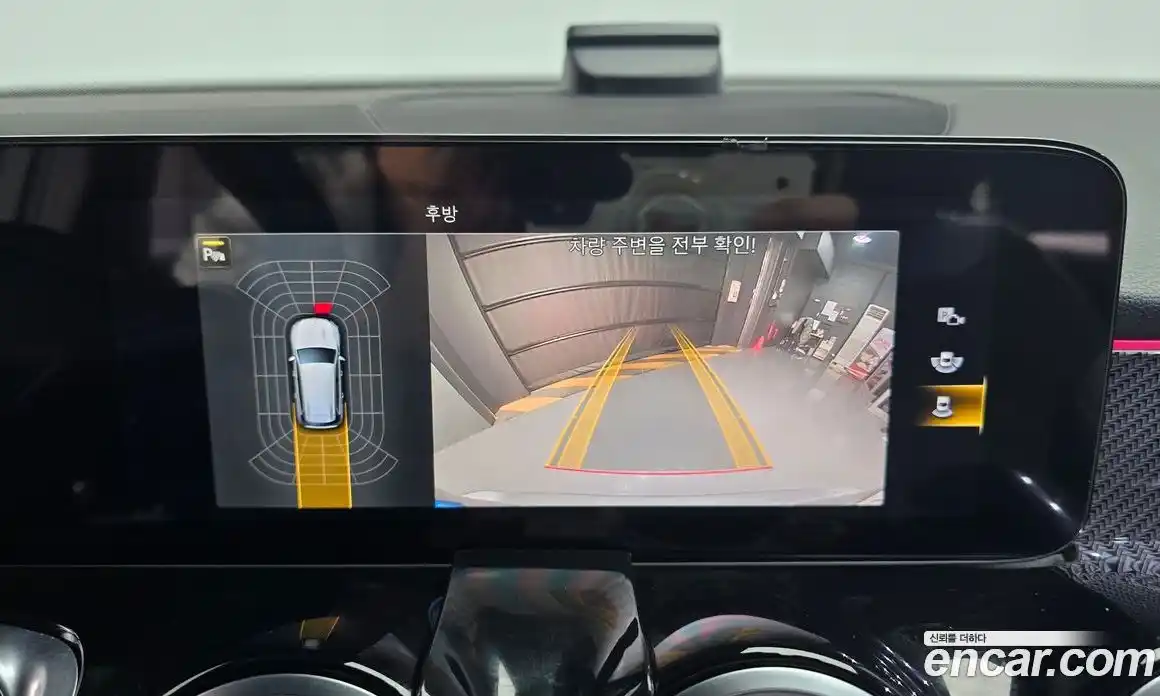 Mercedes-Benz GLB-Class 2022 2.0 Автомат в Москве № 219809, фото 17