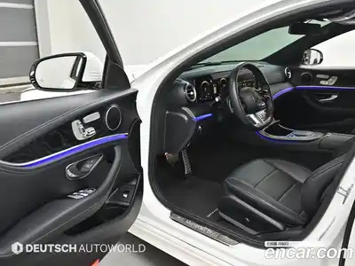 Mercedes-Benz E-Class 2021 1.9 Автомат в Москве № 222934, миниатюра 10