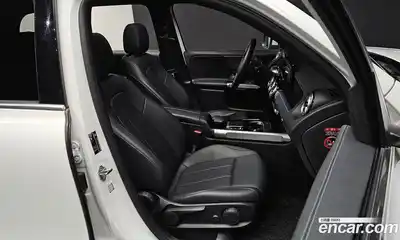 Mercedes-Benz GLB-Class 2022 1.9 Автомат в Москве № 223418, миниатюра 4