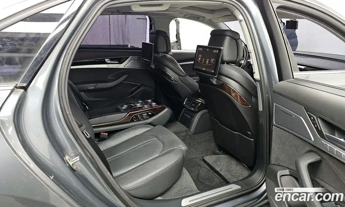 Audi A8 2014 4.0 Автомат в Москве № 226426, фото 1