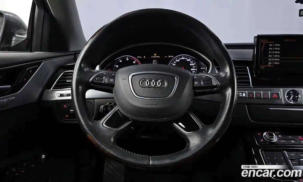 Audi A8 2014 4.0 Автомат в Москве № 226426, фото 14